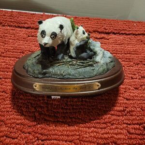 Panda Resin Figurine Wildlife Collection by Jack Lo 1988 #158 of‎ 7,500